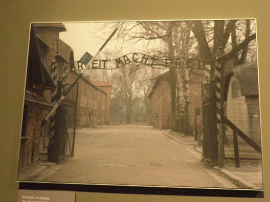 Entrance to Auschwitz with the words 